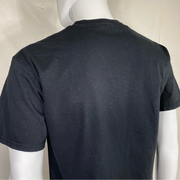 Unisex Tuatha Dea Trinity Knot Classic Black Tee - Picture 5 of 6